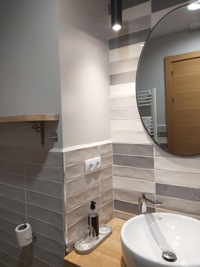 Habital Suites Jaca Exterior foto