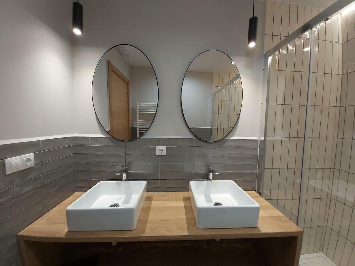 Habital Suites Jaca Exterior foto