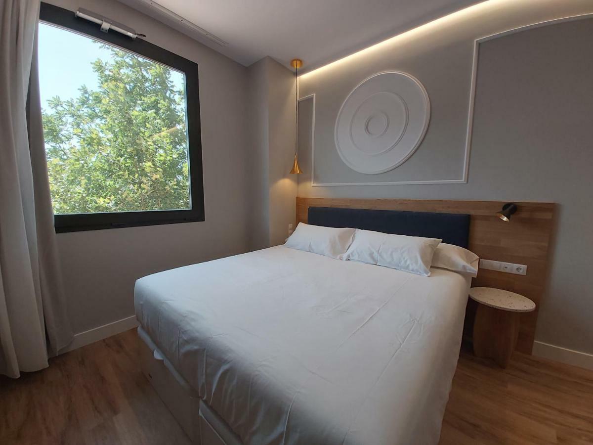 Habital Suites Jaca Exterior foto